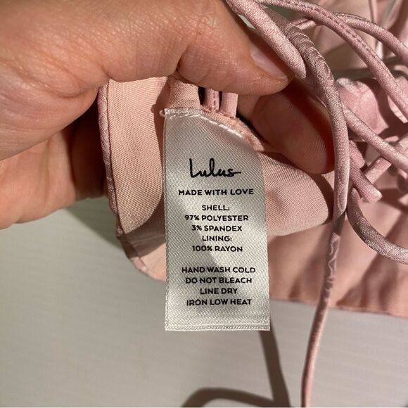 Lulus  2 piece In a Bliss Pink Floral Satin Jacquard Ruched Mini Skirt crop XS - Picture 6 of 15